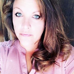 Meet your Posher, Candice